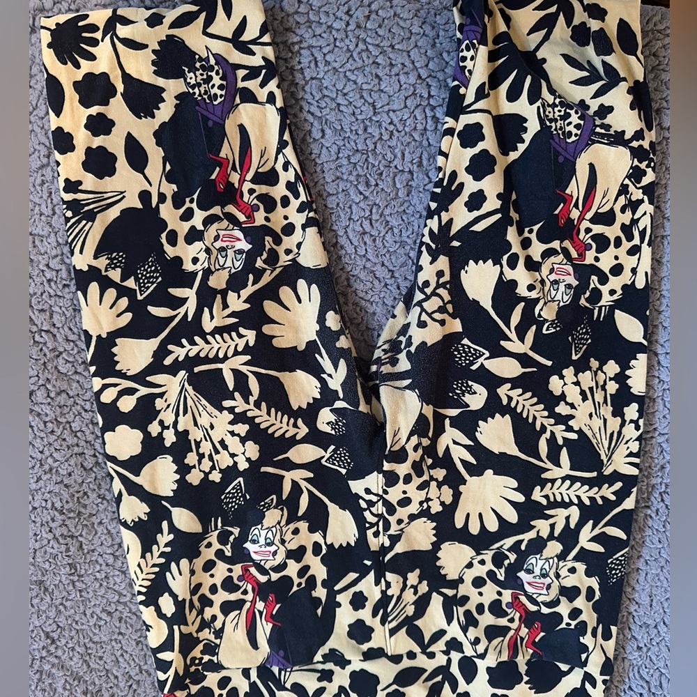 LuLaRoe OS Disney Cruella Floral Black and Cream Women's Pants